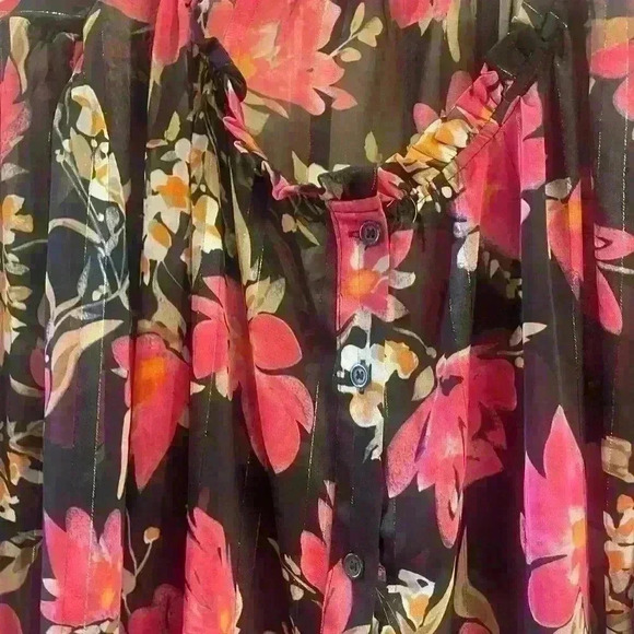 Pretty, sheer floral dress. Beautiful colors. Never worn. Size Large - Picture 5 of 6